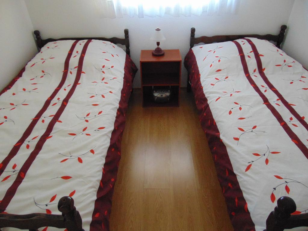 Apartments Borozan Vinišće Cameră foto