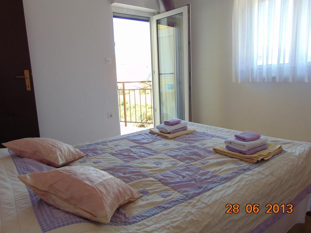 Apartments Borozan Vinišće Cameră foto