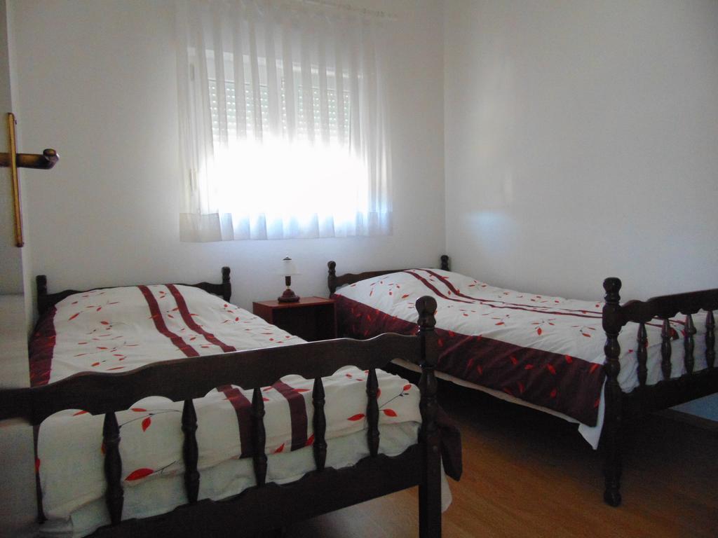 Apartments Borozan Vinišće Cameră foto
